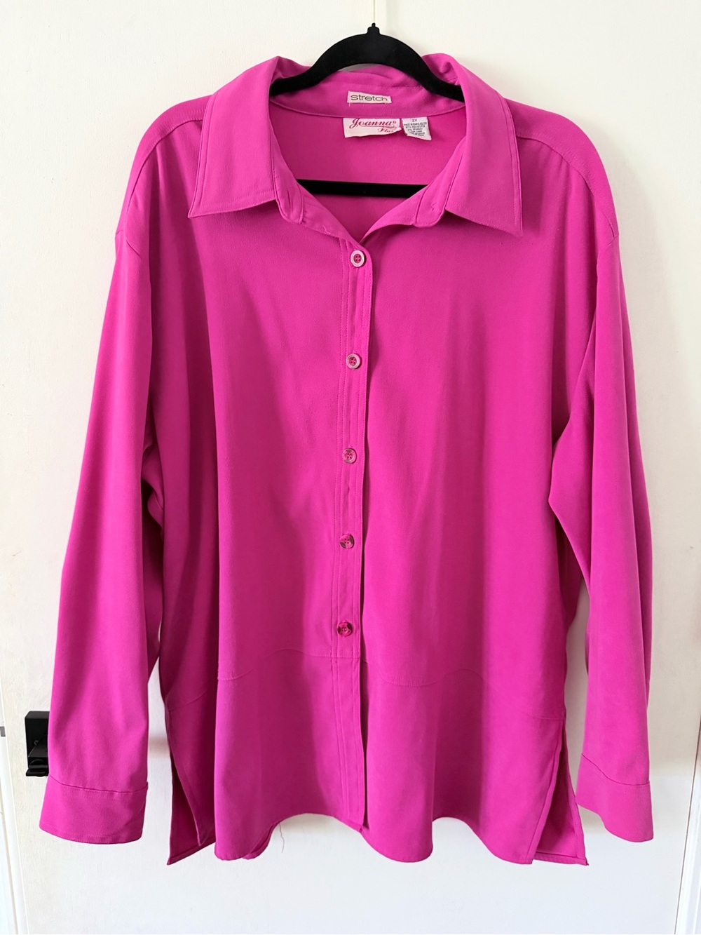 Joanna Plus size Women's Button-Up Shirt in Bright Fuchsia size 2X